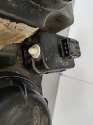 ✅FARO DERECHO VOLVO S80 S-80 '01