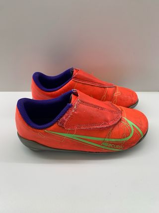 Botas niño NIKE Mercurial talla 29’5