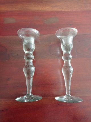 Candelabros de cristal.