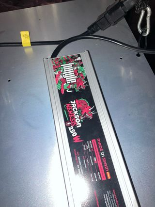 Sistema de cultivo urbano indoor