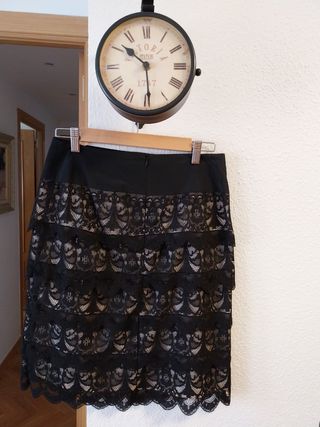 Falda de encaje, negra
