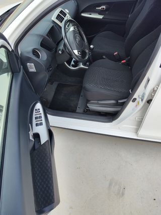 Toyota Urban Cruiser 2010