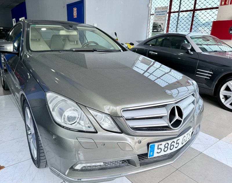 Mercedes-Benz Clase E 2010, foto 2