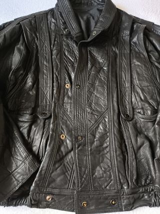 CAZADORA CUERO MOTERO NEGRA TALLA GRANDE 48/50