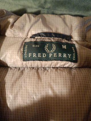 Plumas  fred Perry talla M