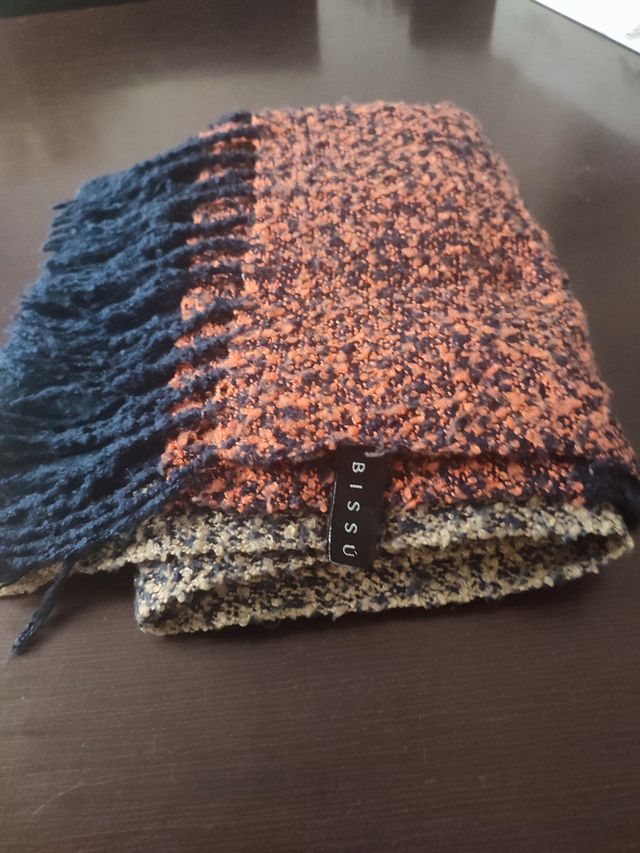 Bufanda calentita Bissú