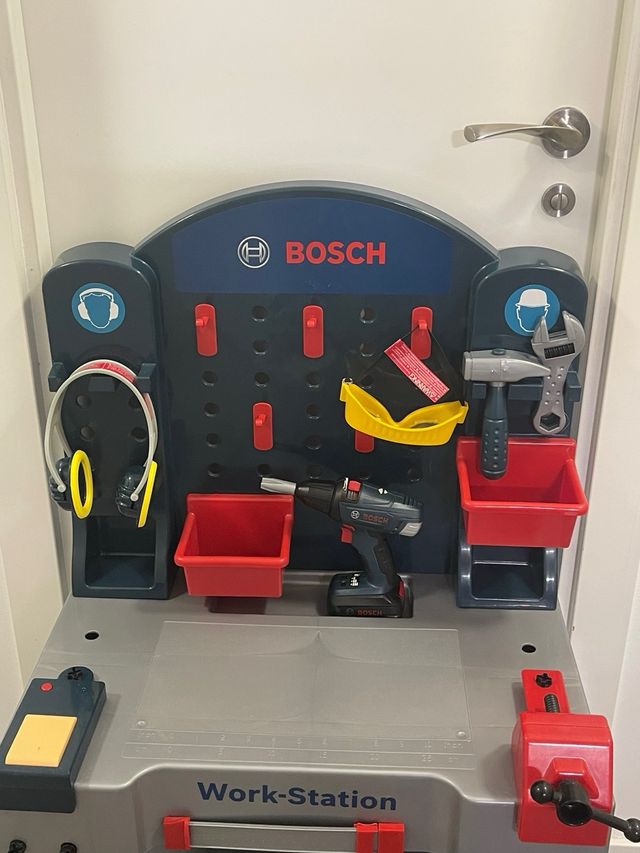 Banco de trabajo de juguete Bosch