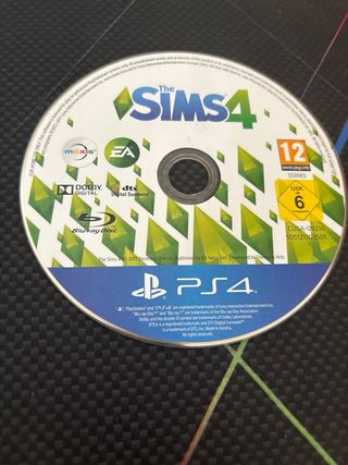 Los sims 4 - PS4