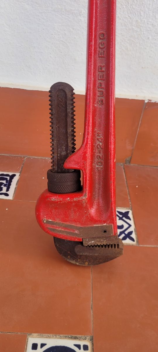 Llave de grifa SUPER EGO 102-24"