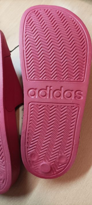 Chanclas Adidas Nuevas‼️N°38