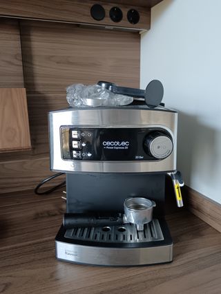 Cafetera automática Cecotec
