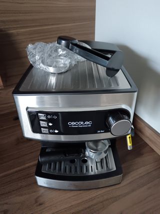 Cafetera automática Cecotec