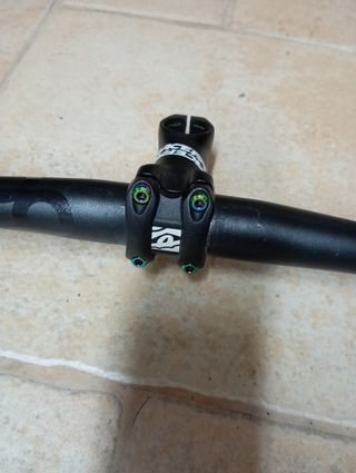 Manillar y potencia raceface