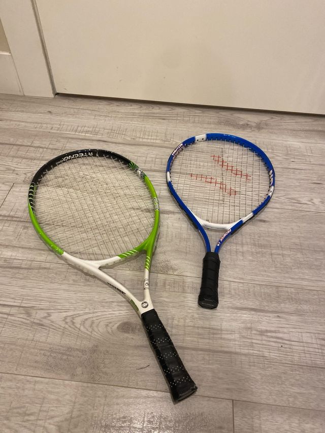 2 Raquetas de niño