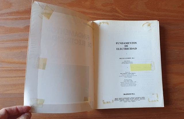 Fundamentos de Electricidad (Spanish Edition)