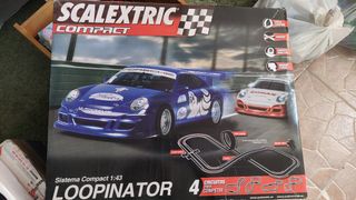 Scalextric compact loopinator
