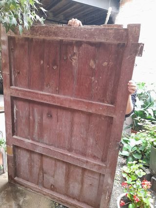 PUERTA MADERA EXTERIOR  MAS DE 80 AÑOS