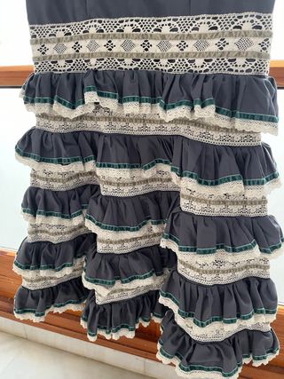 Vestido de flamenca o traje de gitana