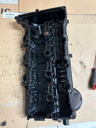 Tapa culata 120d e81 2007 177cv