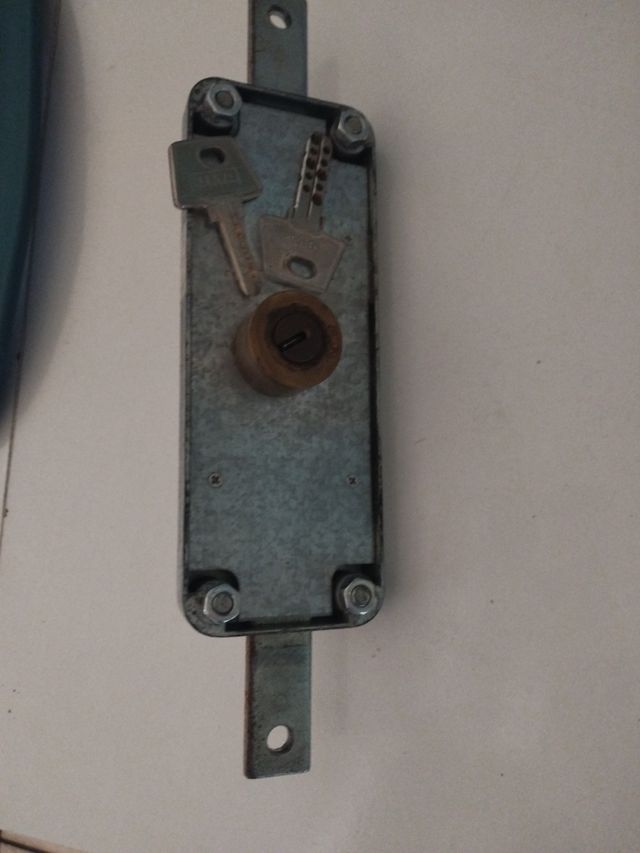 Cerradura de persiana