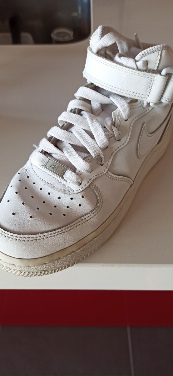 Nike Air Force 1