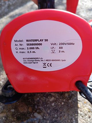 Fuente/Aspersor para piscinas pequeñas