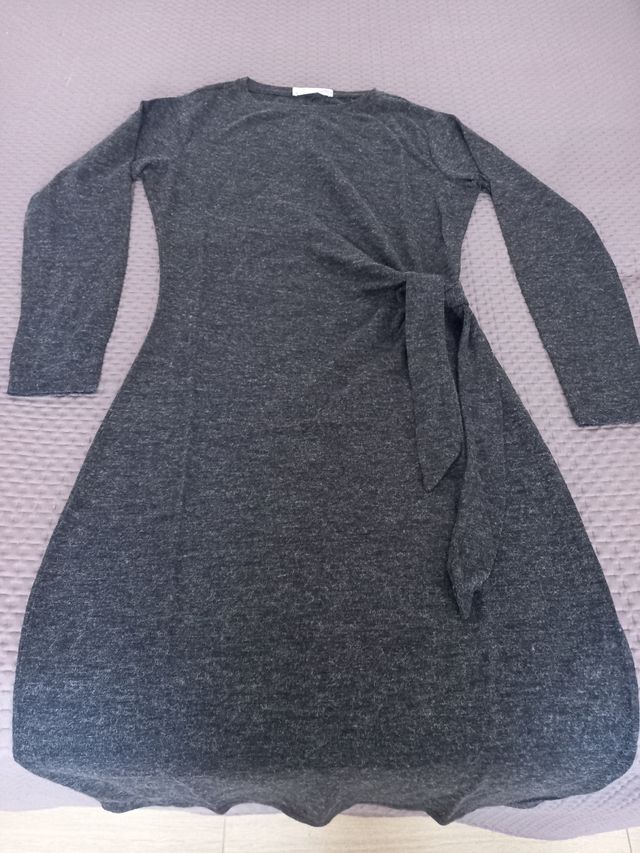 Vestido midi MANGO, a estrenar. Talla S.