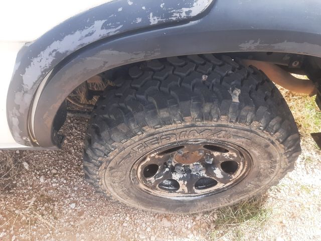 Se vende nissan terrano o se cambia por remolque