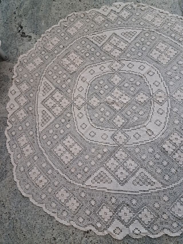 Tovaglia uncinetto lino