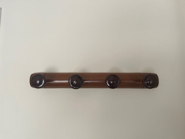 Perchero de madera