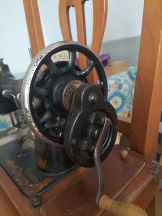 Maquina coser antigua Singer