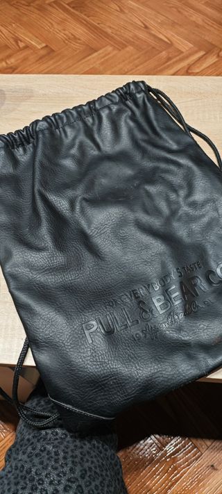 Mochila cuero cuerdas