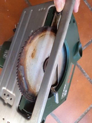 Sierra circular eléctrica