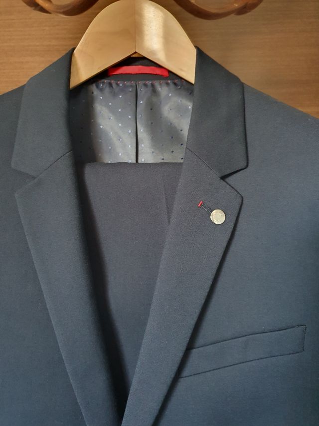 Traje slim fit azul marino