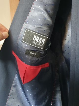 Traje slim fit azul marino