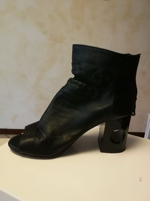 Stivaletto nero nr.37
