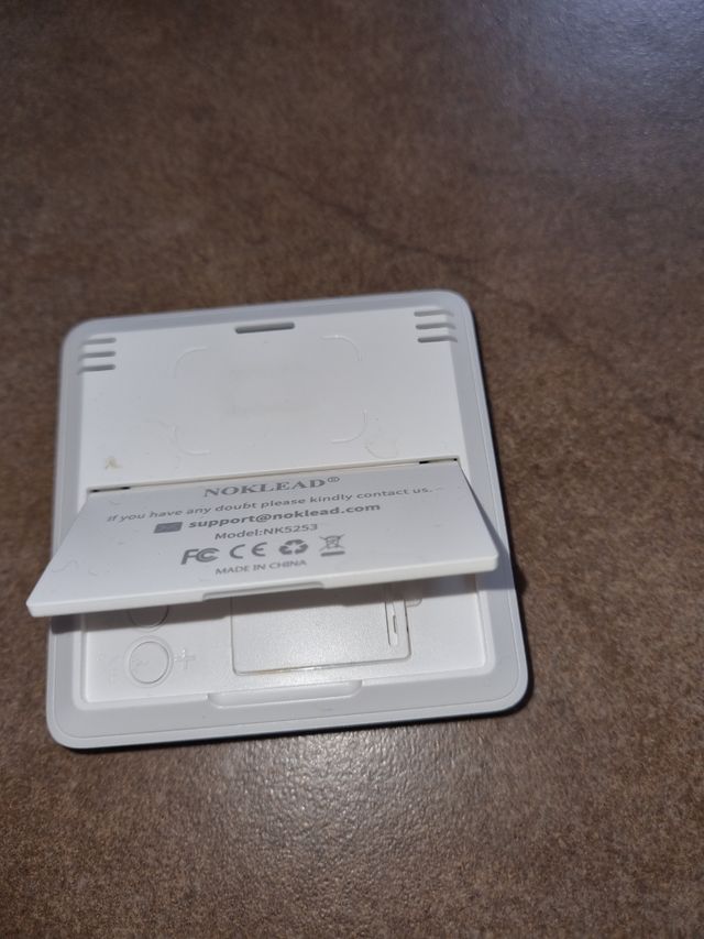 termometro e orologio