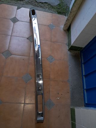 Defensa delantera renault 12.