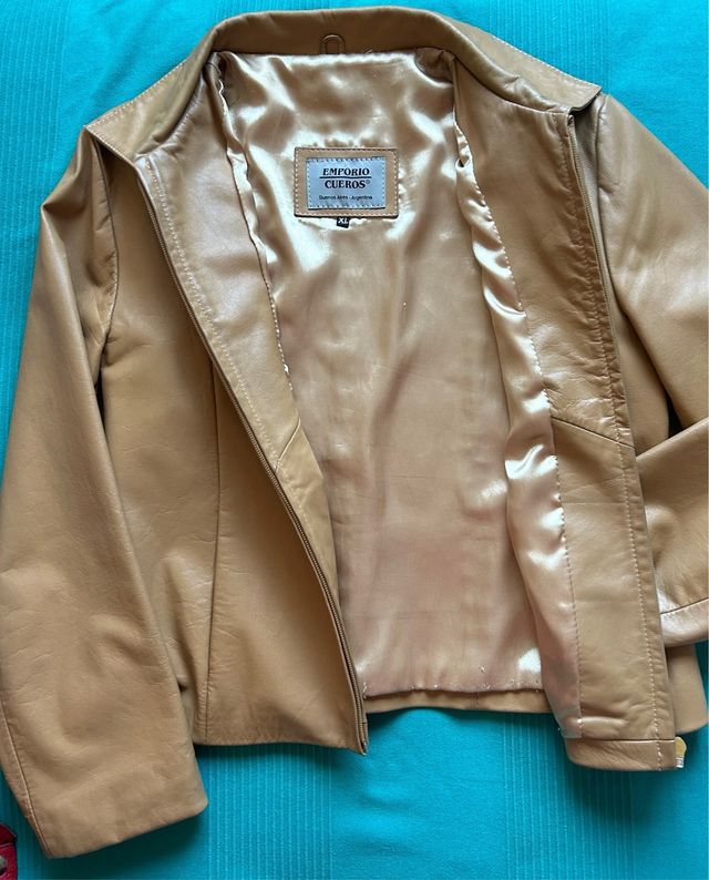 Cazadora de cuero