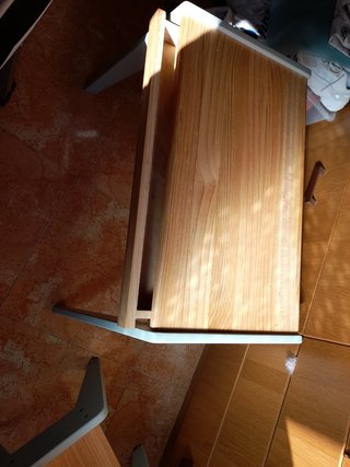 Mesa y silla