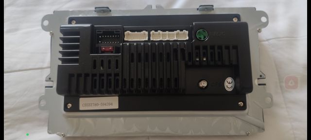 PANTALLA COCHE UNIVERSAL 10"