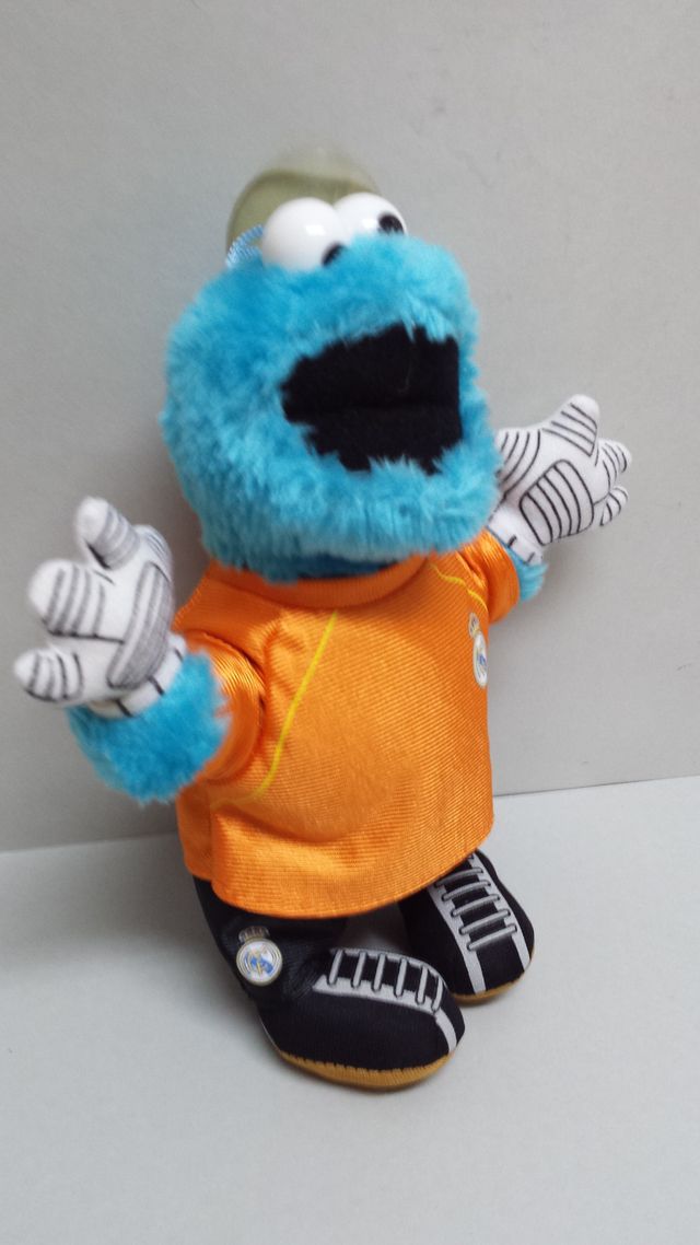 Peluche Real Madrid Triki Barrio Sésamo