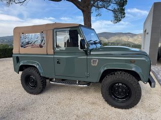 Land Rover Defender 2008