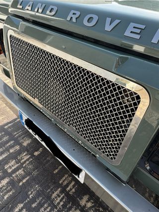 Land Rover Defender 2008