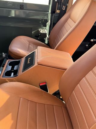 Land Rover Defender 2008