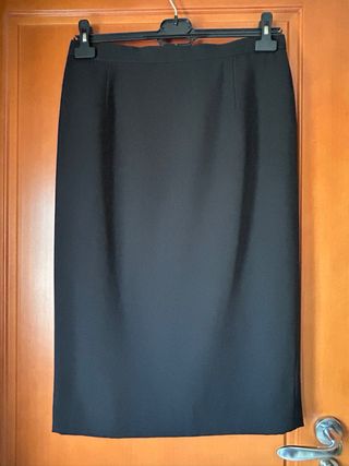 FALDA NEGRA TALLA 46