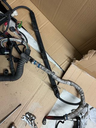 Mazo cables motor Bmw 120d e81