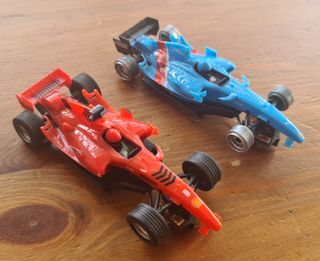 2 coches F1 Scalextric Compact.