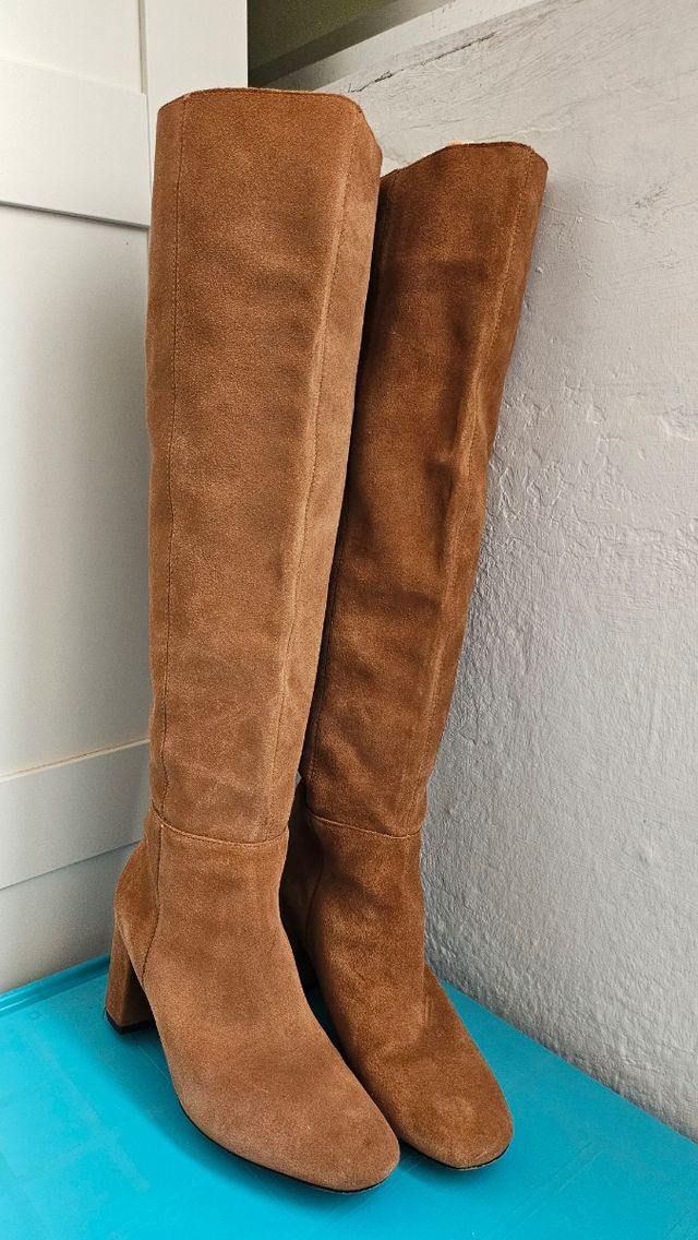Botas altas de piel
