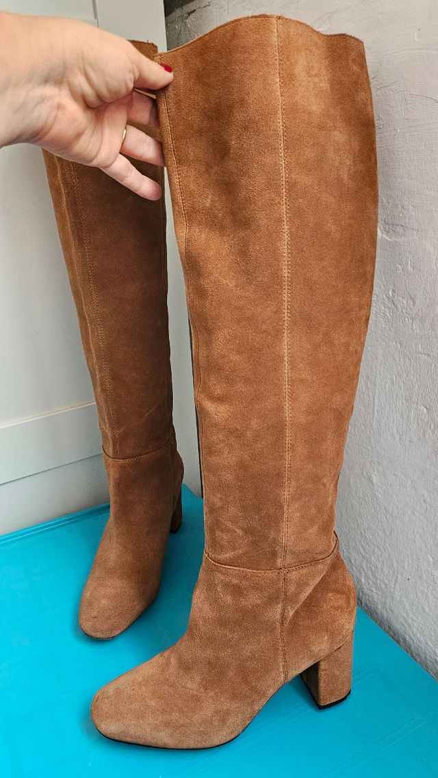 Botas altas de piel
